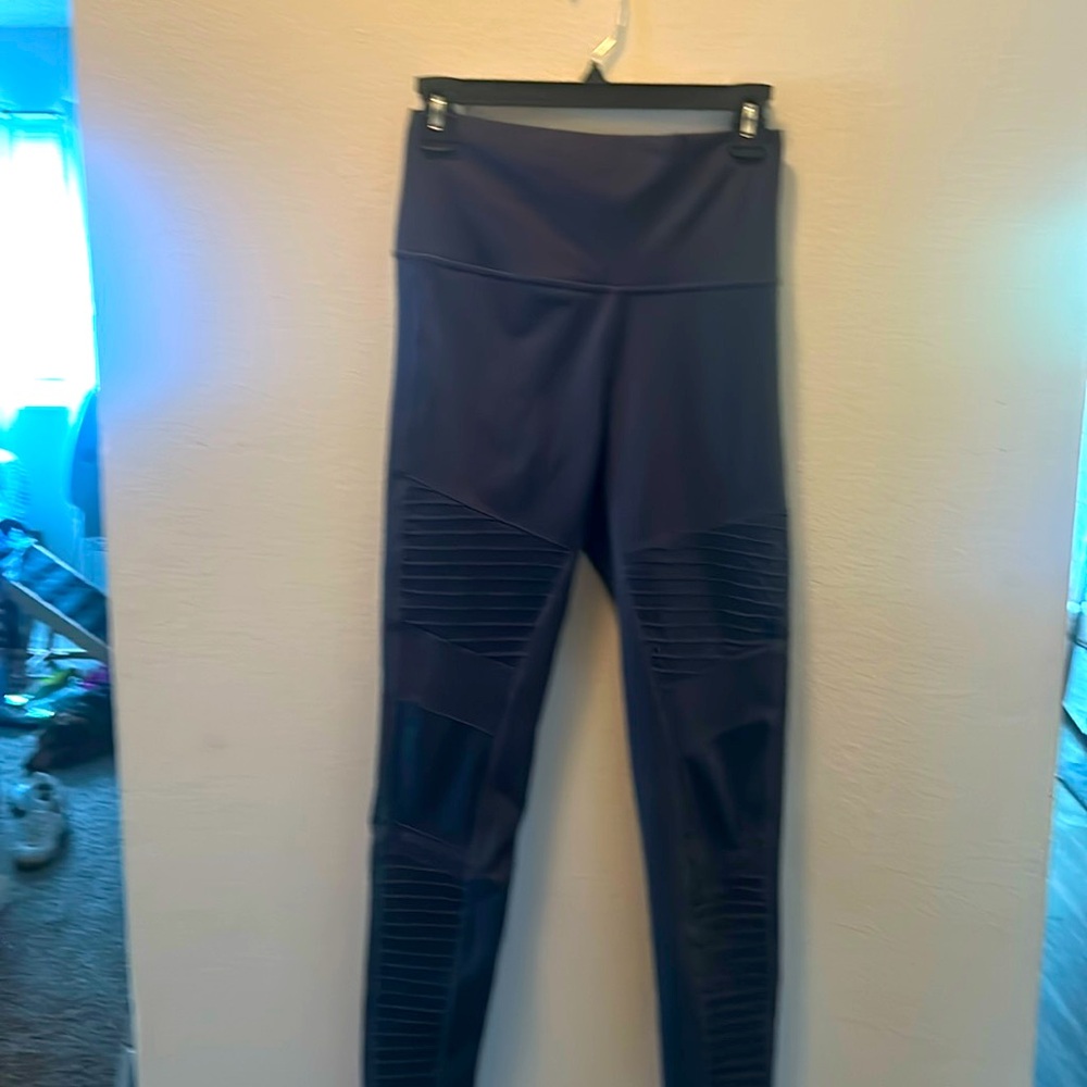 ALO Yoga High Rise Moto Navy Blue Leggings Size Medium